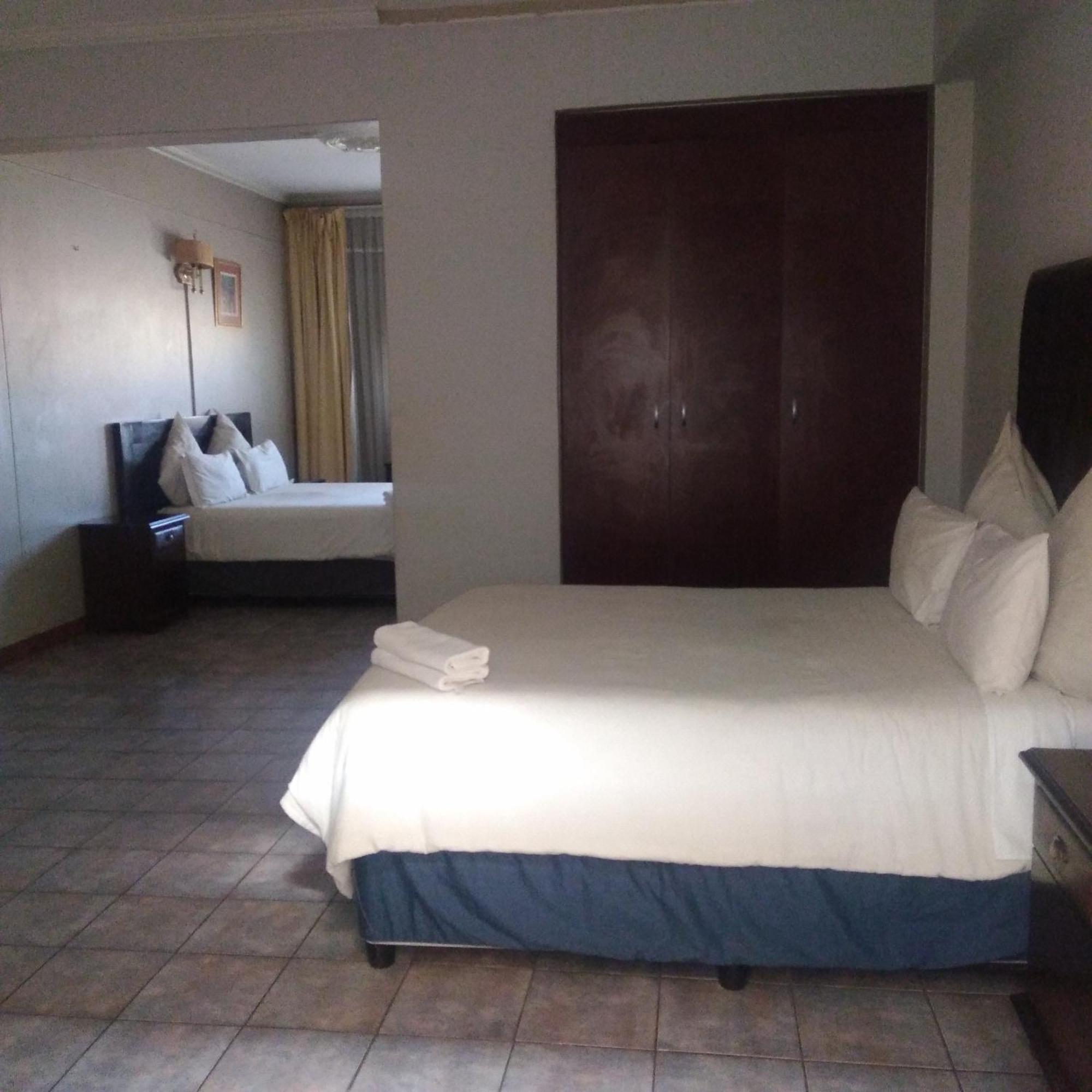 Tassili Lodge 肯普顿帕克 外观 照片